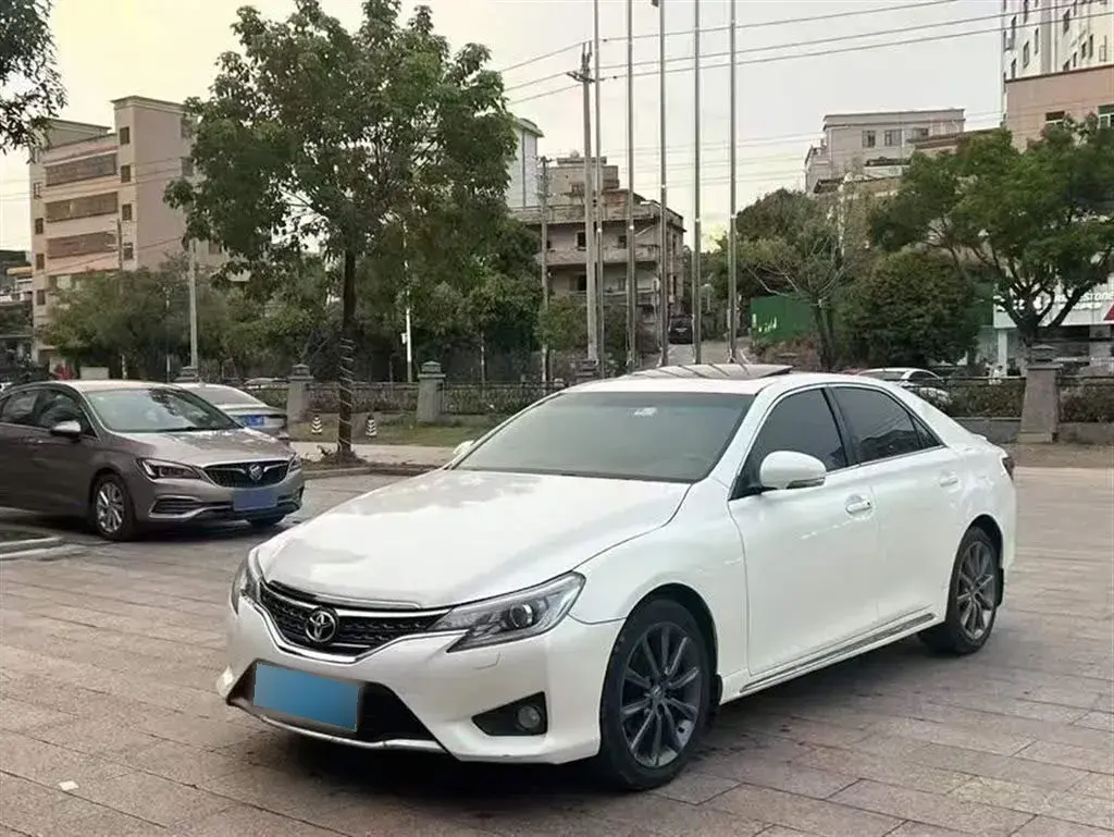 2013 Toyota Reiz 2.5L 193HP V6 6AT