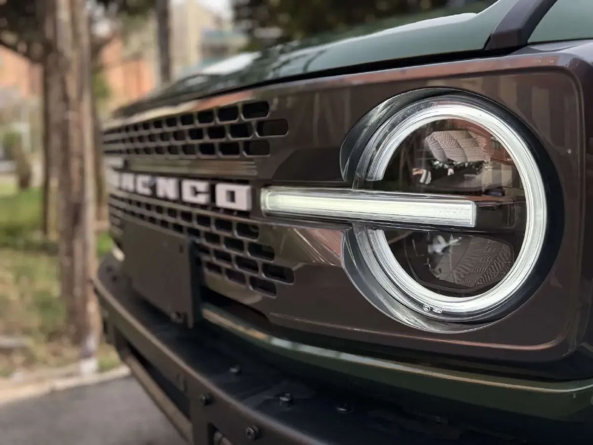 2024 Ford Bronco 2.3T 275HP L4 10AT,autocango,china used car exporter,china ev exporter,chinese used car exporter,chinese used ev exporter