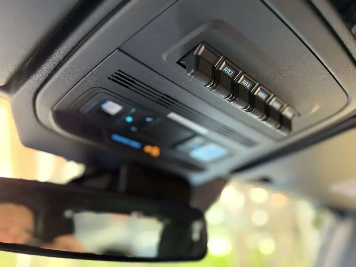 2024 Ford Bronco 2.3T 275HP L4 10AT,autocango,china used car exporter,china ev exporter,chinese used car exporter,chinese used ev exporter