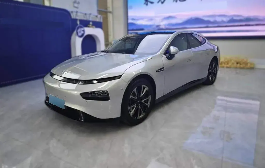 2022 Xpeng P7 BEV 83.1KWH