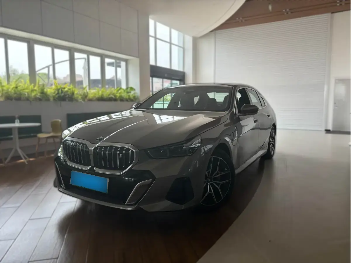 2024 BMW i5 BEV 79.05KWH