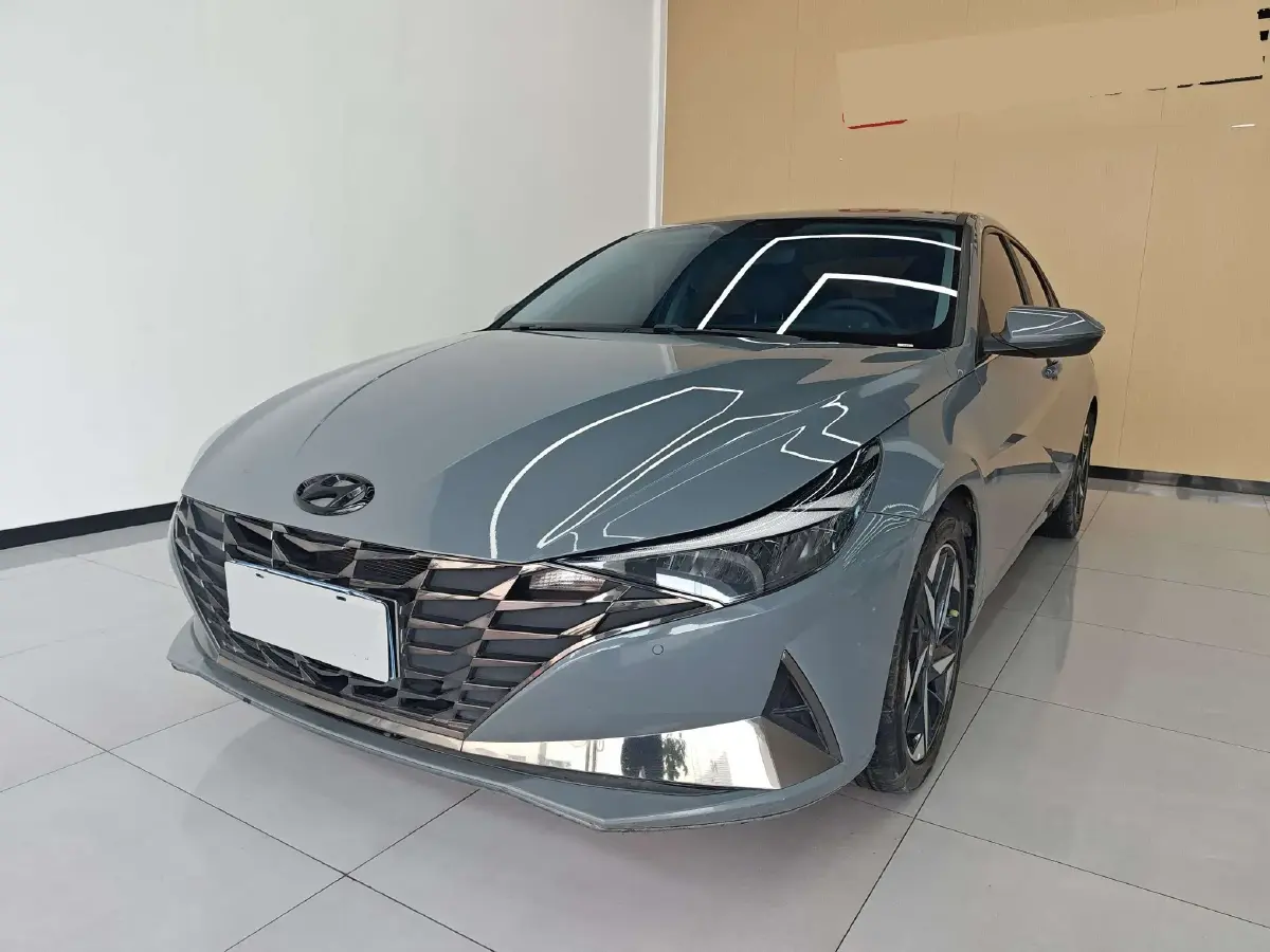 2022 Hyundai Elantra 1.5L 115HP L4 CVT