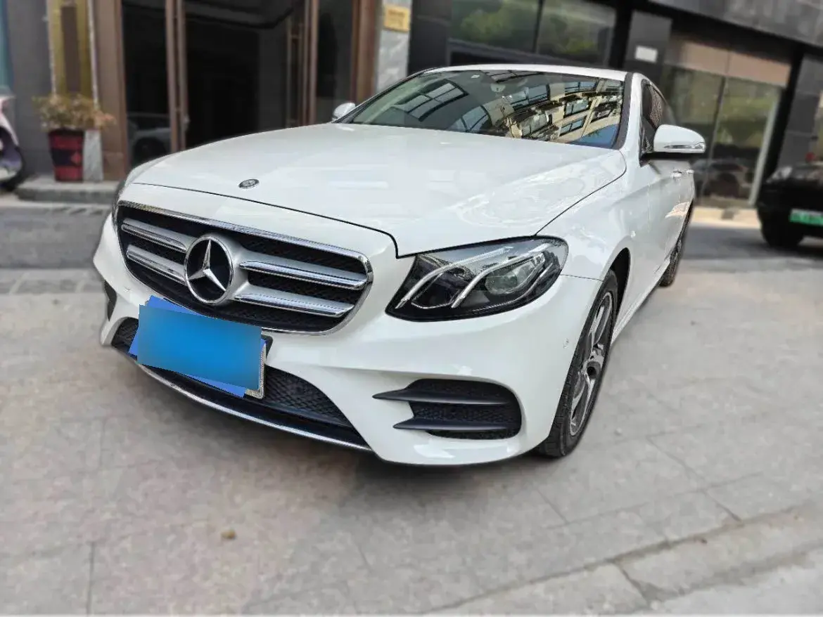 2017 Mercedes-Benz E Class 2.0T 184HP L4 9AT