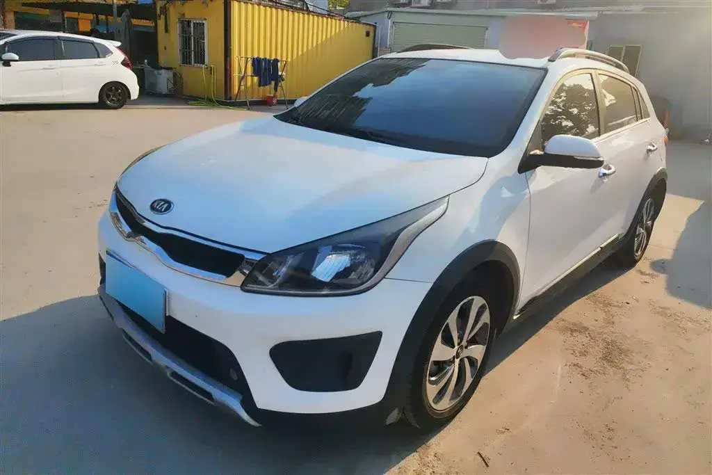 2017 Kia KX Cross 1.4L 100HP L4 6AT