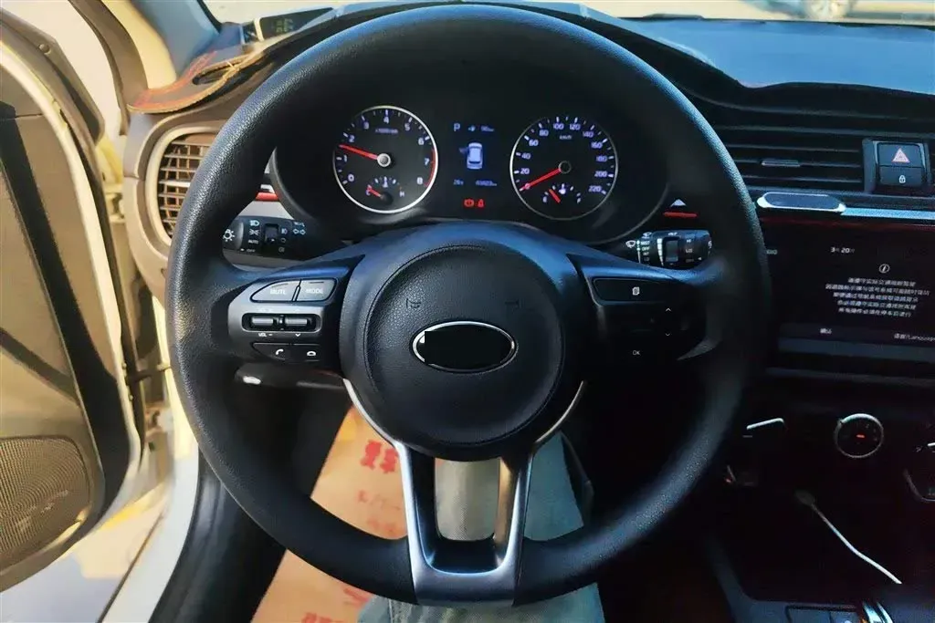 2017 Kia KX Cross 1.4L 100HP L4 6AT,autocango,china used car exporter,china ev exporter,chinese used car exporter,chinese used ev exporter