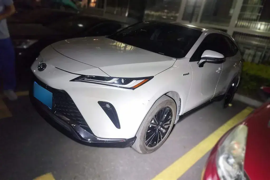 2023 Toyota Venza 2.5L 178HP L4 E-CVT Hybrid