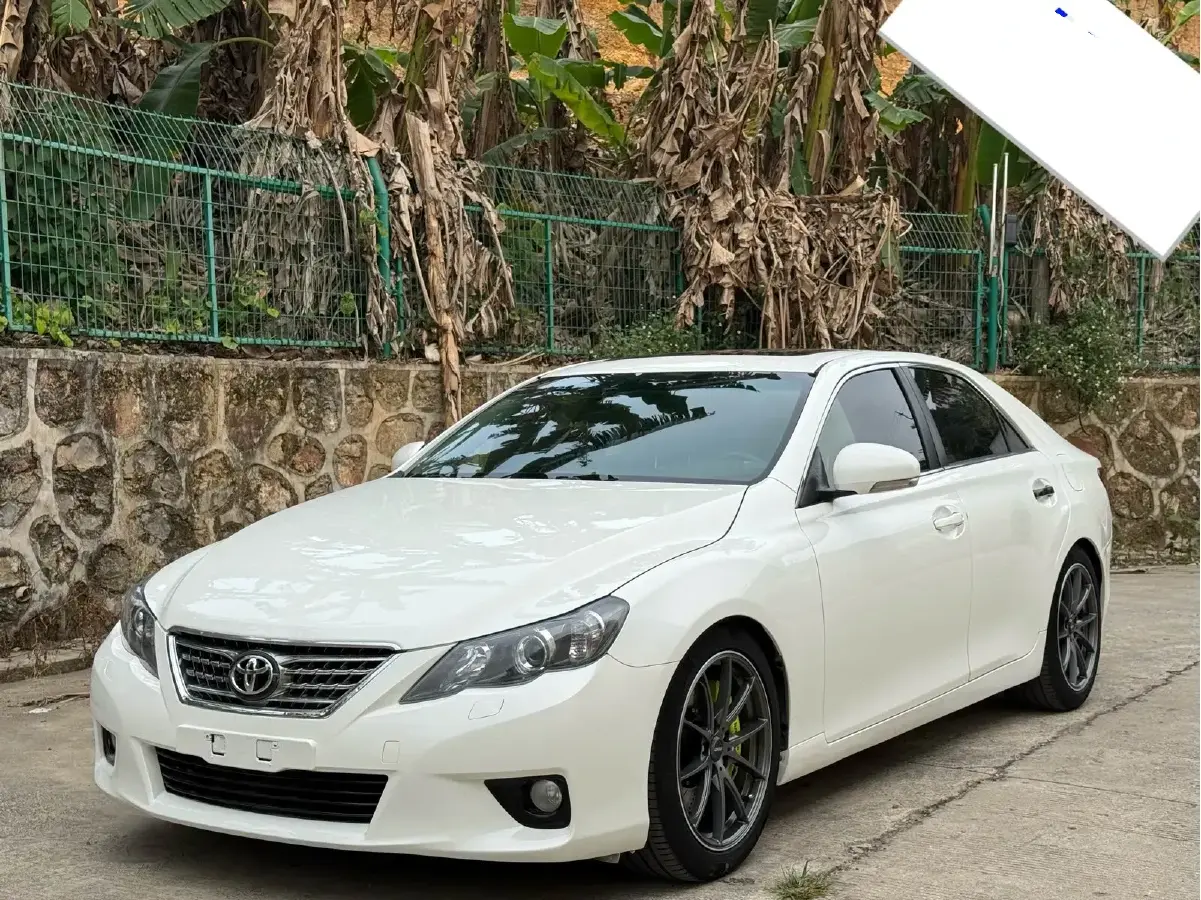 2010 Toyota Reiz 2.5L 193HP V6 6AT