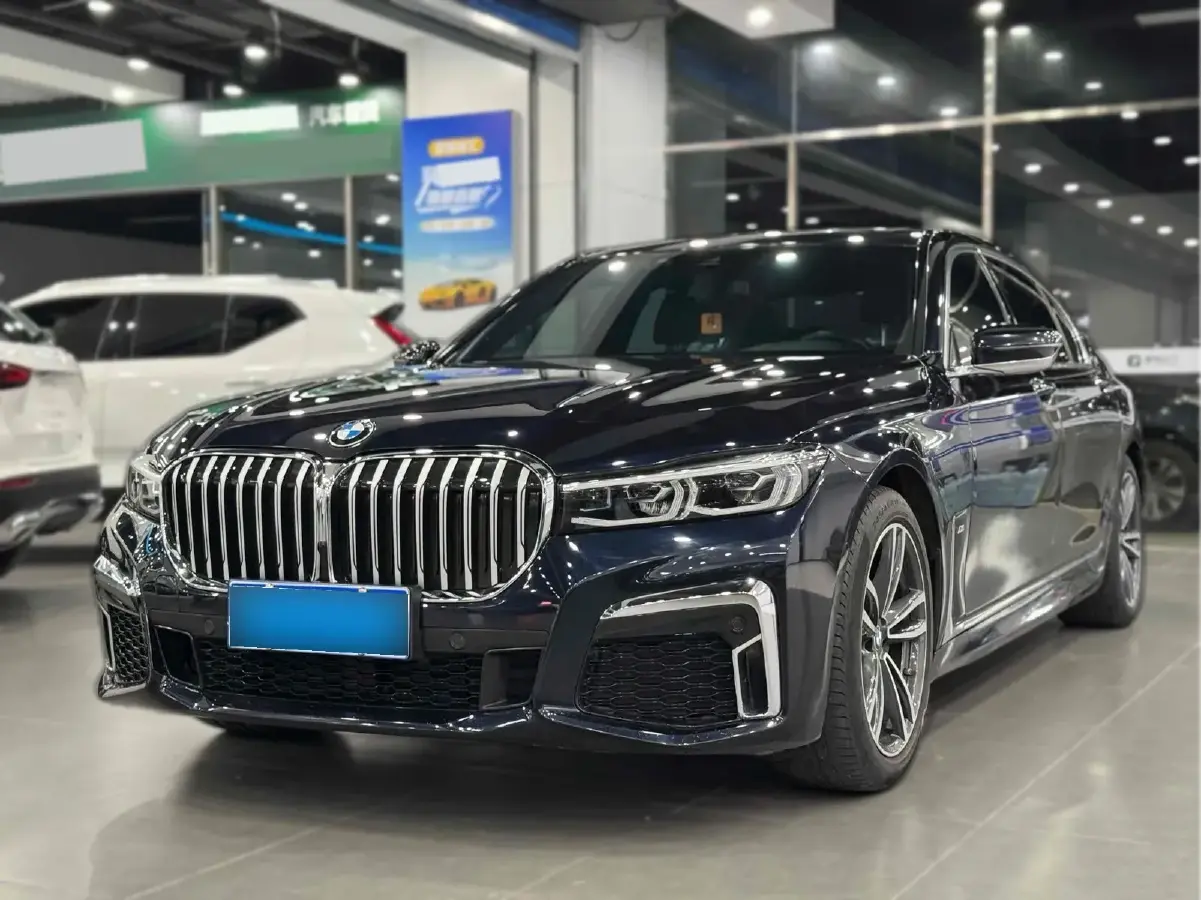2021 BMW 7 Series 2.0T 265HP L4 8AT