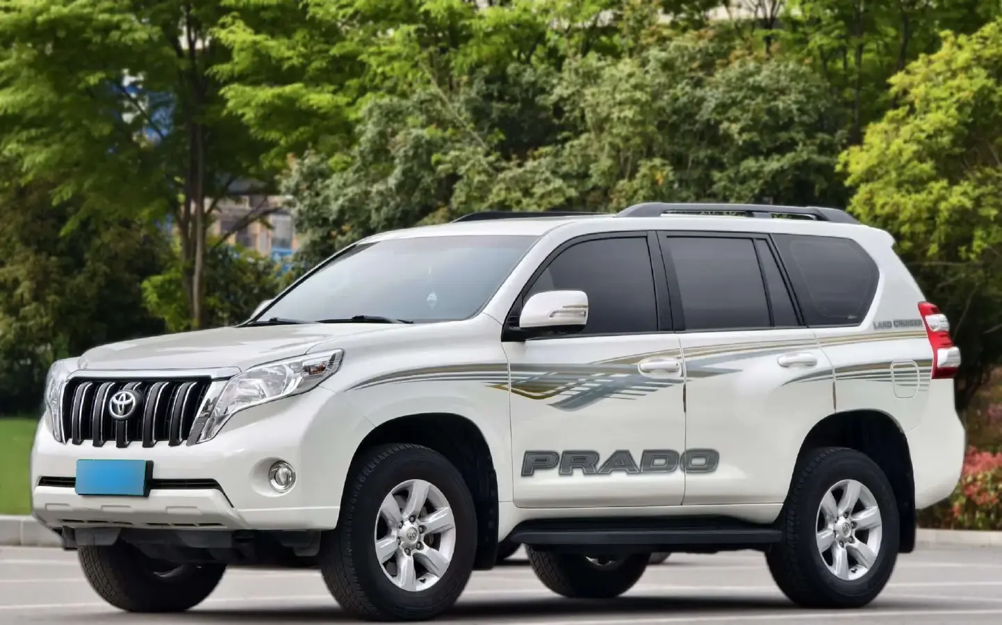 2016 Toyota Land Cruiser Prado 2.7L 163HP L4 6AT