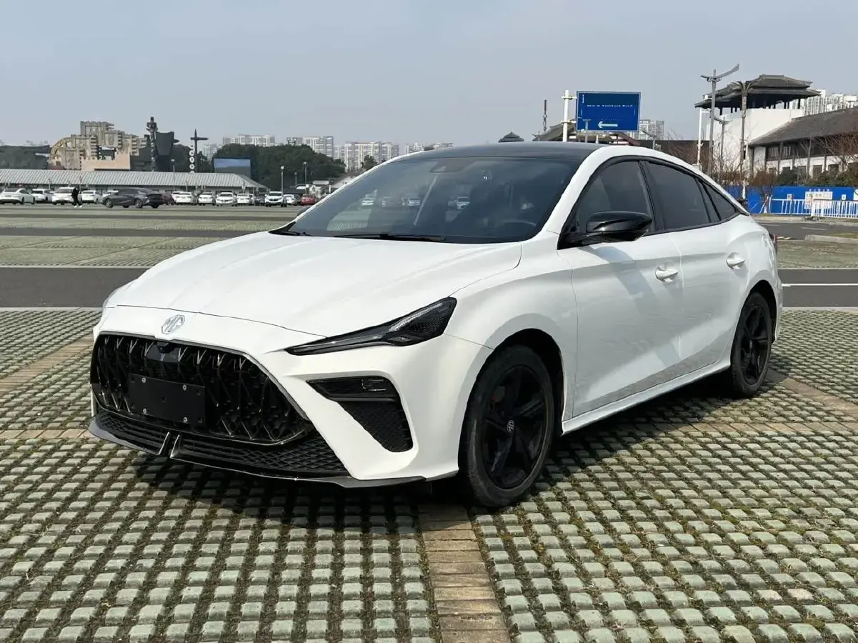 2022 MG 5 Scorpio 1.5T 181HP L4 7DCT