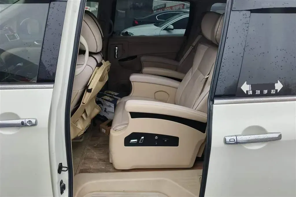 2015 Nissan Quest 3.5L 277HP V6 CVT,autocango,china used car exporter,china ev exporter,chinese used car exporter,chinese used ev exporter