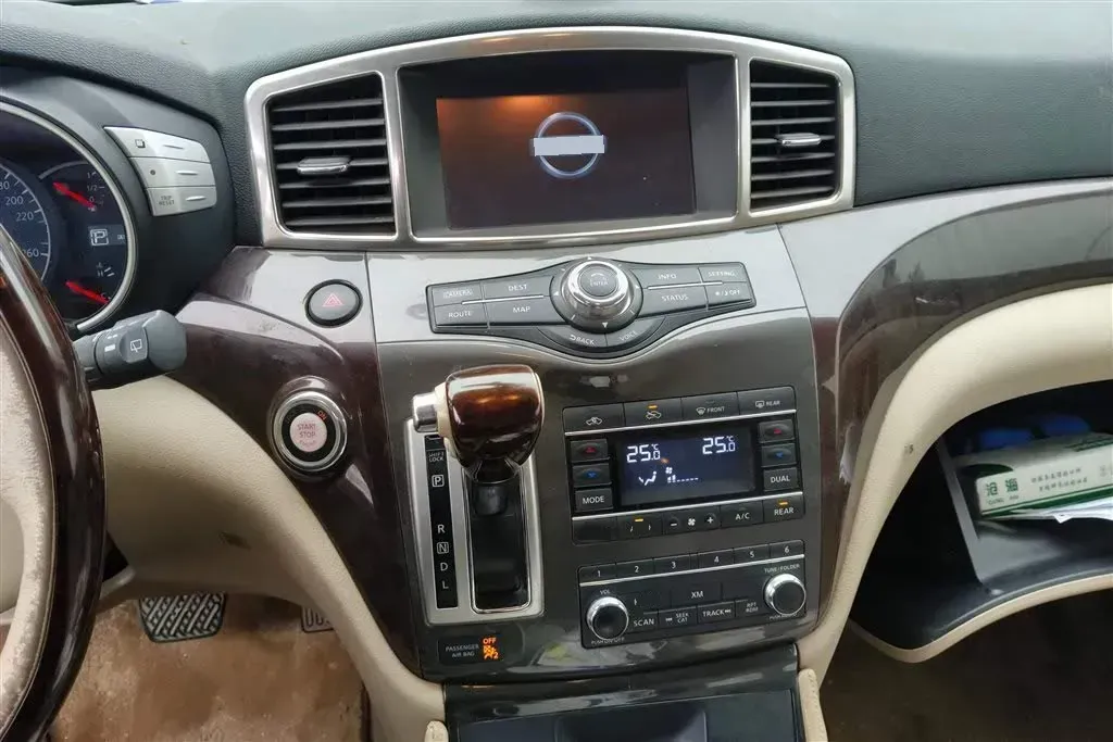 2015 Nissan Quest 3.5L 277HP V6 CVT,autocango,china used car exporter,china ev exporter,chinese used car exporter,chinese used ev exporter