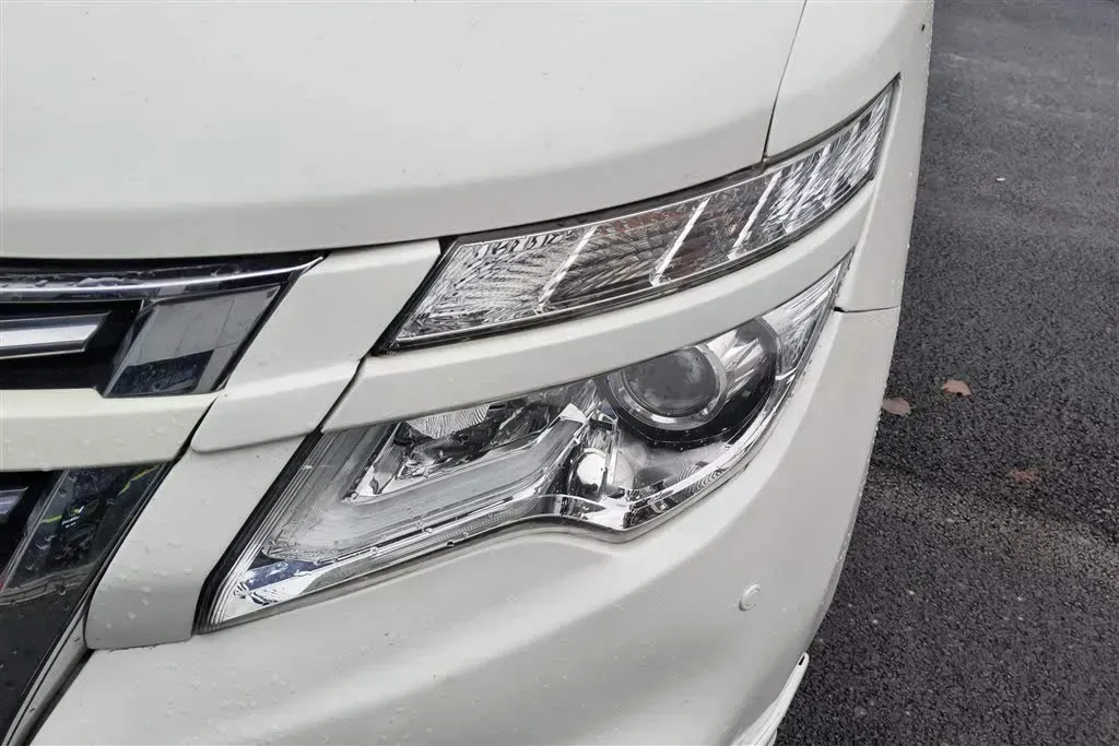 2015 Nissan Quest 3.5L 277HP V6 CVT,autocango,china used car exporter,china ev exporter,chinese used car exporter,chinese used ev exporter