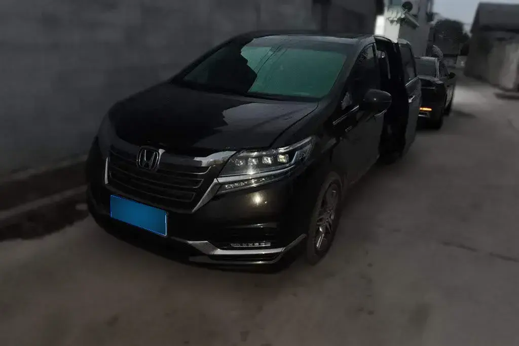 2019 Honda Elysioin 2.0L 146HP L4 E-CVT Hybrid
