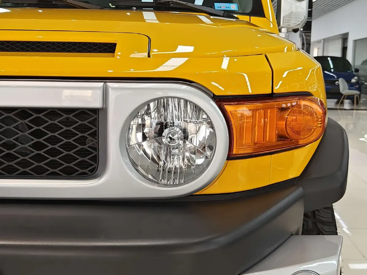 2013 Toyota FJ Cruiser 4.0L 272HP V6 5AT,autocango,china used car exporter,china ev exporter,chinese used car exporter,chinese used ev exporter