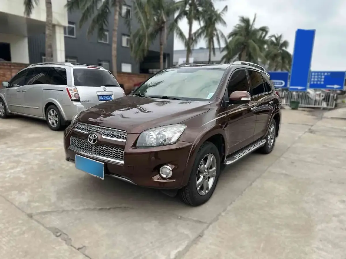 2012 Toyota RAV4 2.4L 170HP L4 4AT