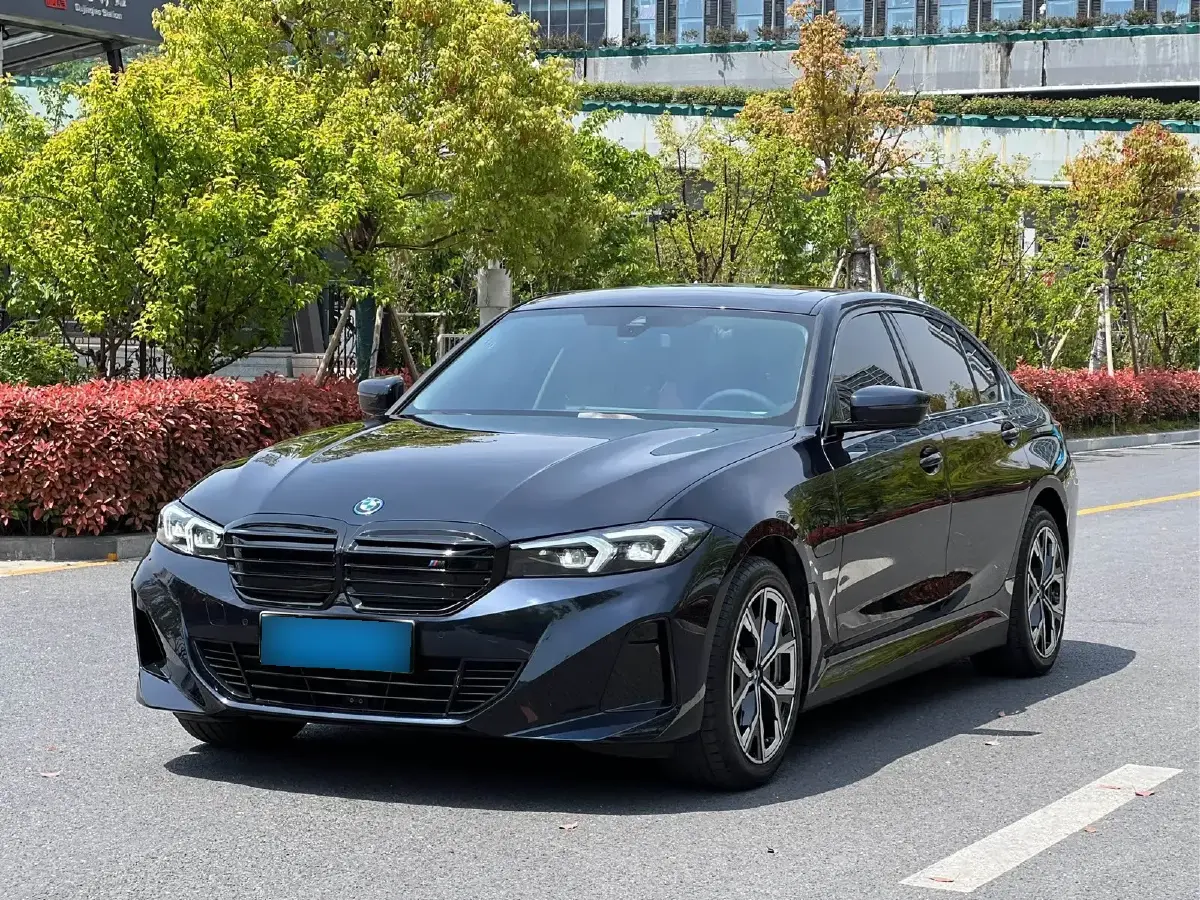 2024 BMW i3 BEV 70KWH