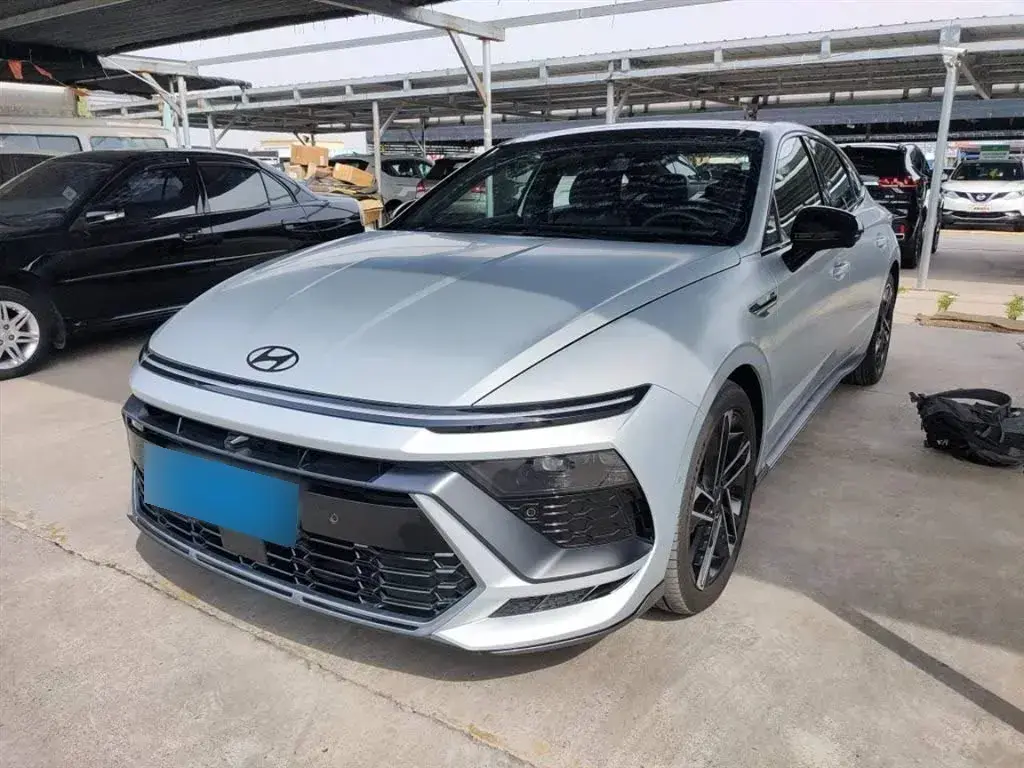 2024 Hyundai Sonata 2.0T 250HP L4 8AT