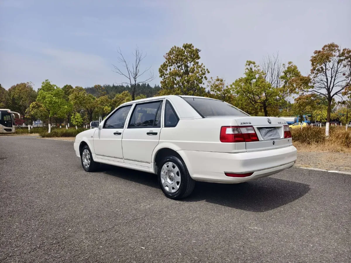 2008 Volkswagen Santana Vista 1.8L 101HP L4 5MT,autocango,china used car exporter,china ev exporter,chinese used car exporter,chinese used ev exporter