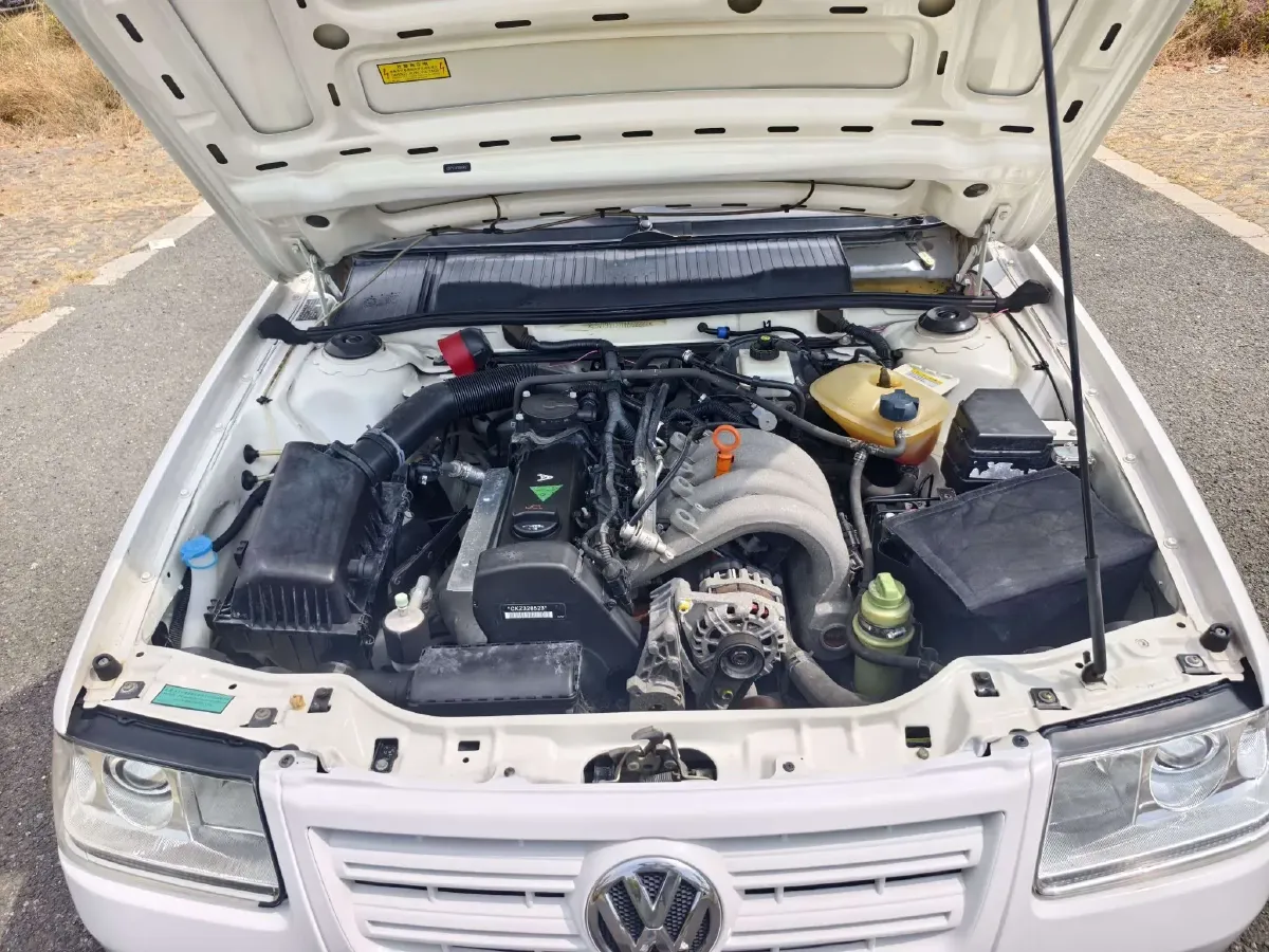 2008 Volkswagen Santana Vista 1.8L 101HP L4 5MT,autocango,china used car exporter,china ev exporter,chinese used car exporter,chinese used ev exporter