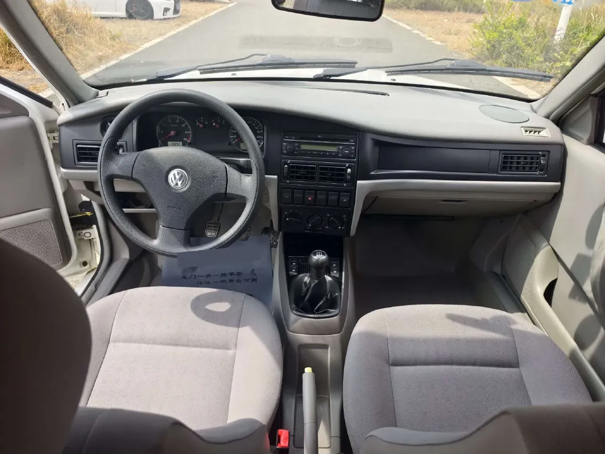 2008 Volkswagen Santana Vista 1.8L 101HP L4 5MT,autocango,china used car exporter,china ev exporter,chinese used car exporter,chinese used ev exporter