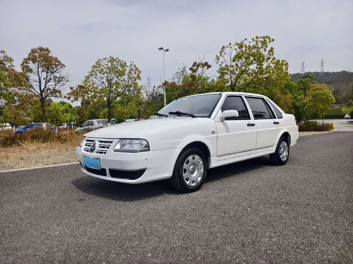 2008 Volkswagen Santana Vista 1.8L 101HP L4 5MT