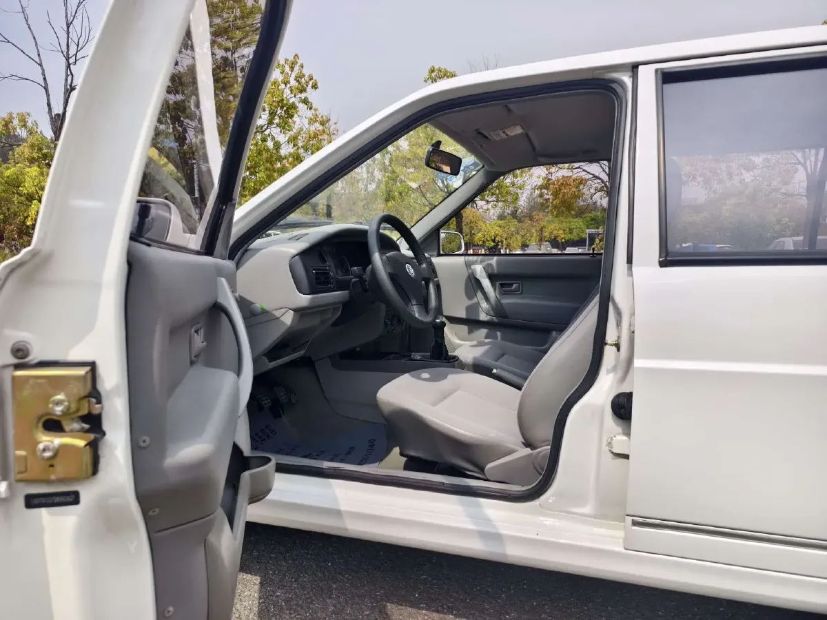 2008 Volkswagen Santana Vista 1.8L 101HP L4 5MT,autocango,china used car exporter,china ev exporter,chinese used car exporter,chinese used ev exporter