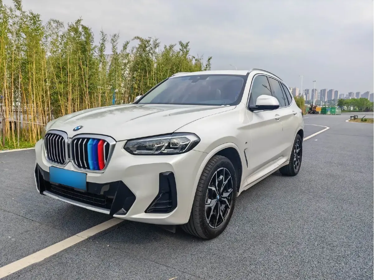 2023 BMW X3 2.0T 184HP L4 8AT