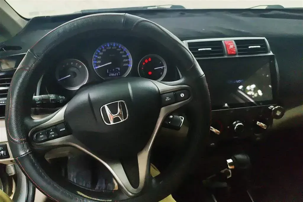 2012 Honda City Classic 1.5L 120HP L4 5AT,autocango,china used car exporter,china ev exporter,chinese used car exporter,chinese used ev exporter