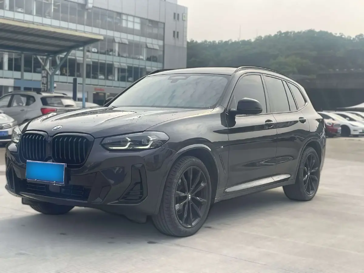 2022 BMW X3 2.0T 252HP L4 8AT
