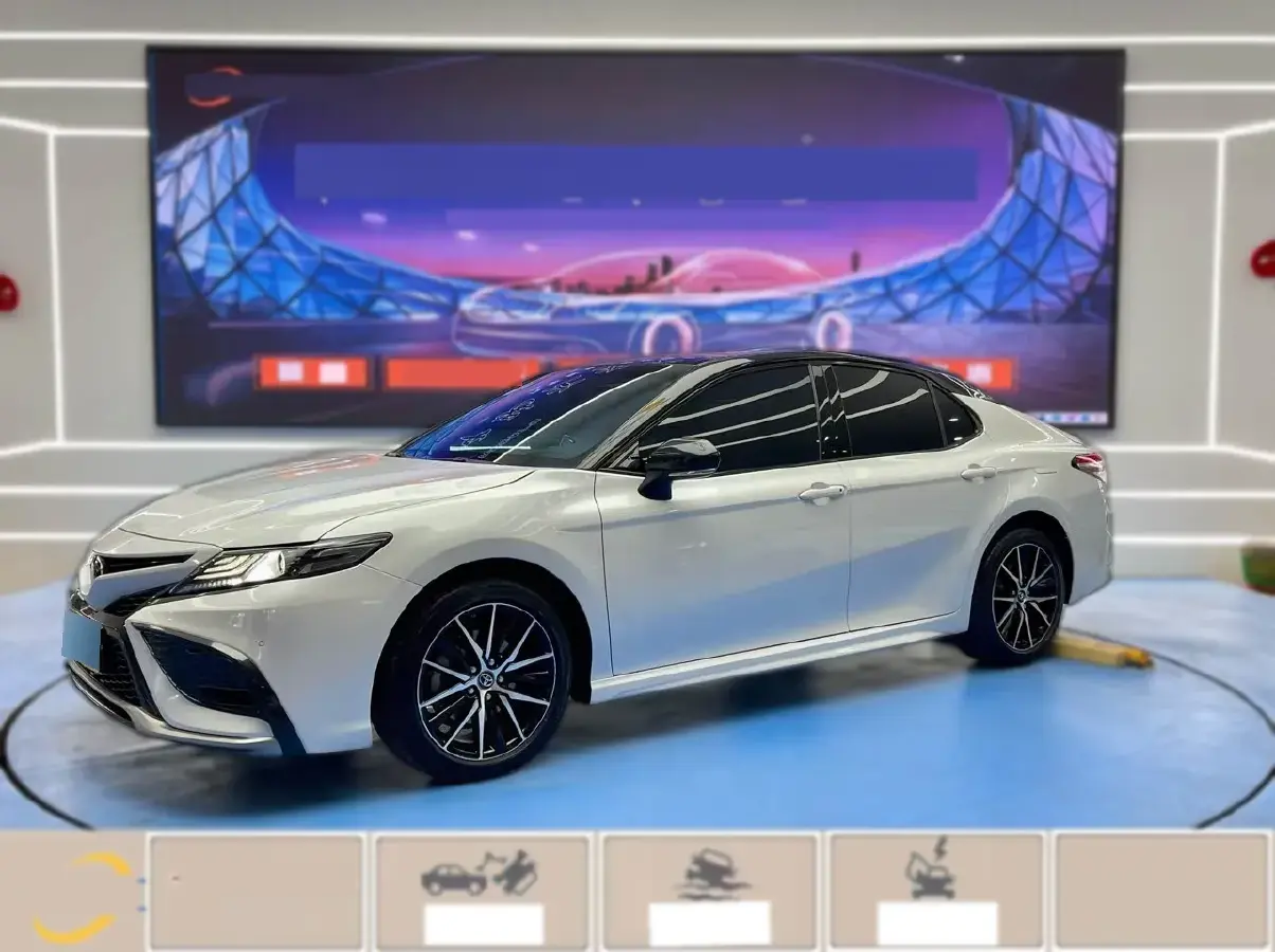 2021 Toyota Camry 2.5L 209HP L4 8AT