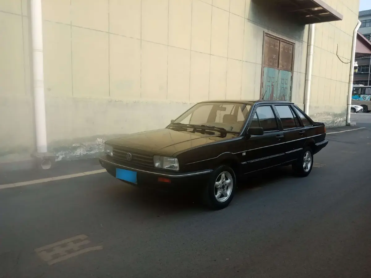 2004 Volkswagen Santana Classic 1.8L 95HP L4 5MT