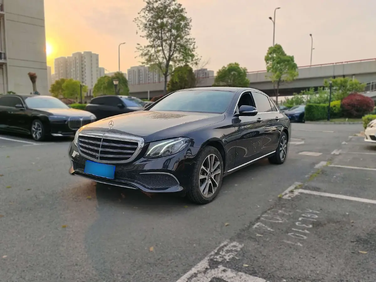 2018 Mercedes-Benz E Class 2.0T 245HP L4 9AT