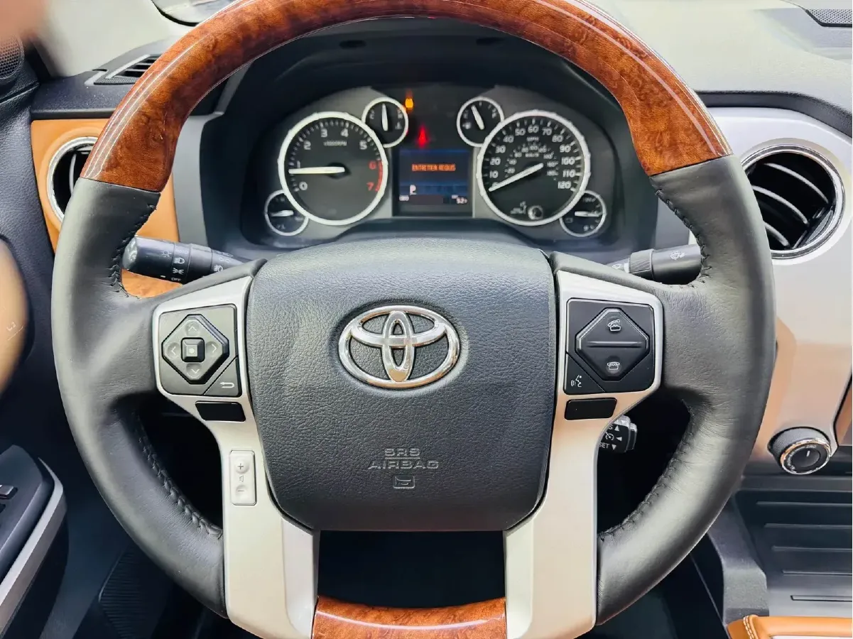 2014 Toyota Tundra 5.7L 386HP V8 6AT,autocango,china used car exporter,china ev exporter,chinese used car exporter,chinese used ev exporter