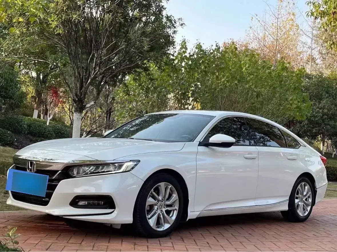 2018 Honda Accord 1.5T 194HP L4 CVT