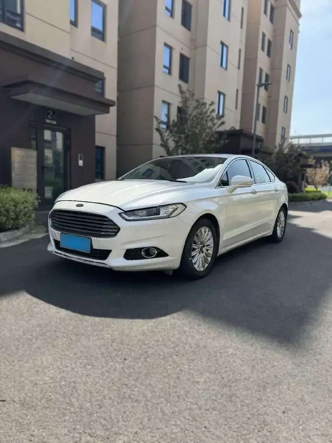 2013 Ford Mondeo 2.0T 203HP L4 6AT
