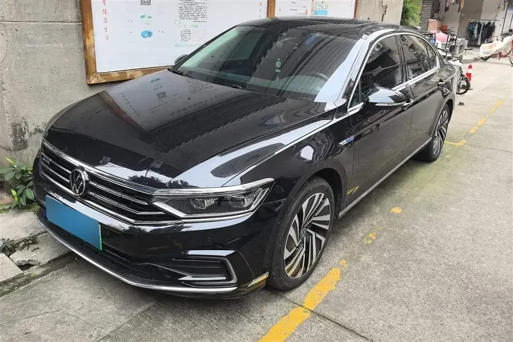 2022 Volkswagen Tayron GTE 1.4T 150HP L4 6DCT PHEV 13KWH