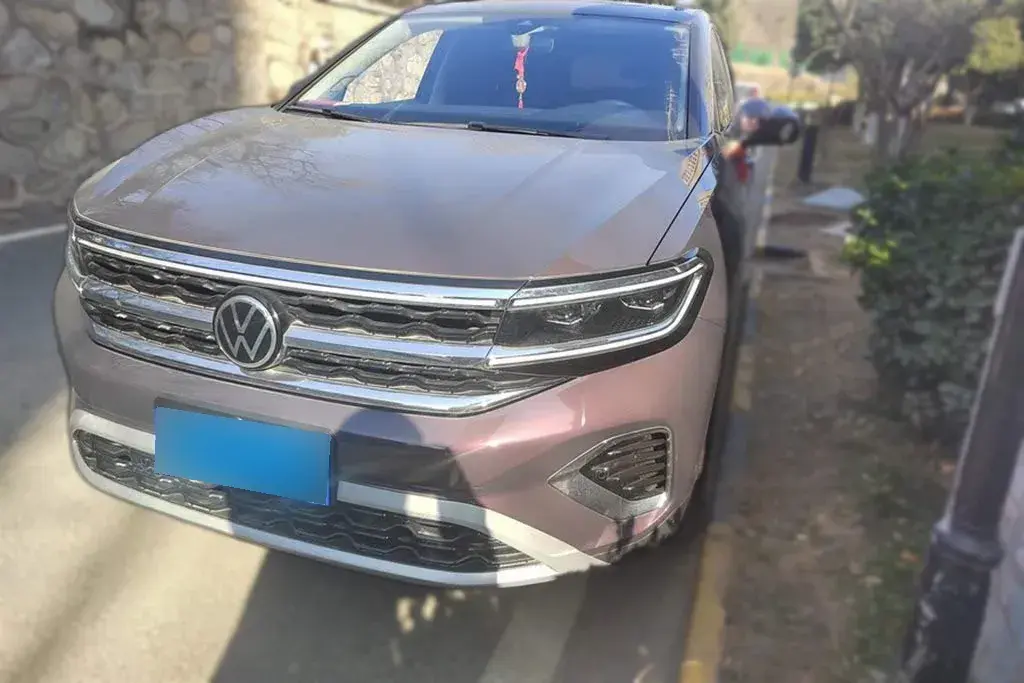 2021 Volkswagen Talagon 2.0T 220HP L4 7DCT