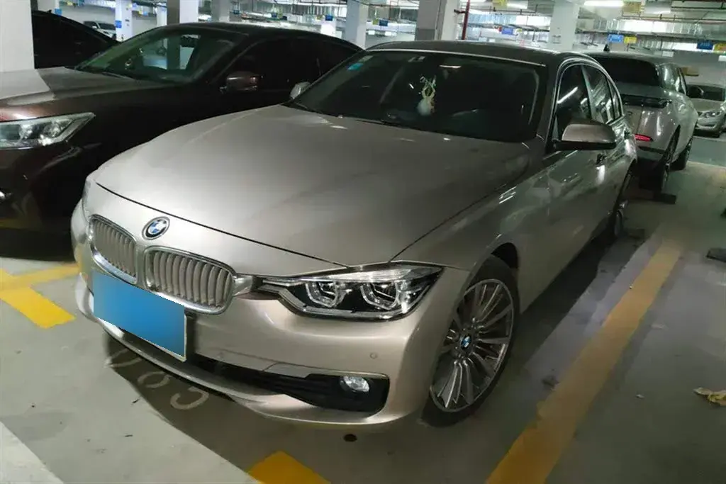 2018 BMW 3 Series 2.0T 184HP L4 8AT