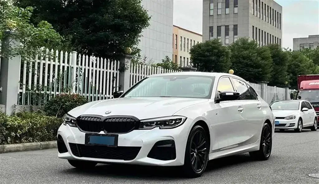 2021 BMW 3 Series 2.0T 184HP L4 8AT