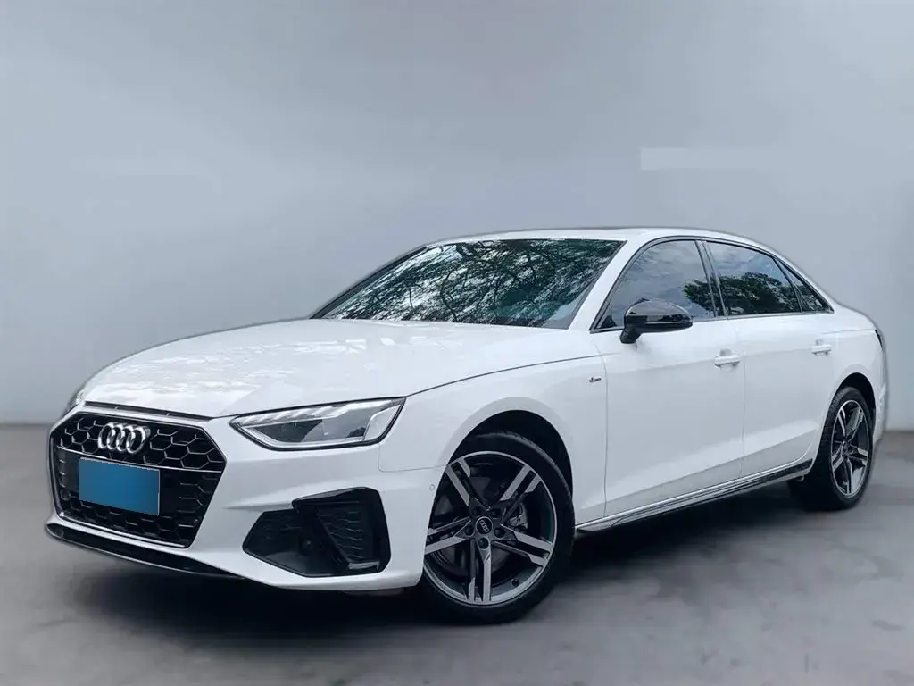 2022 Audi A4L 2.0T 190HP L4 7DCT