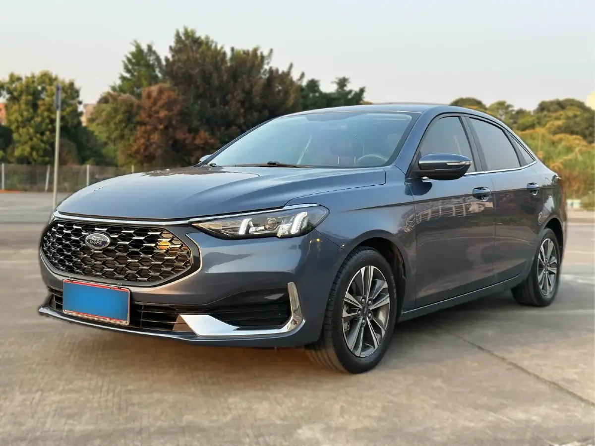 2021 Ford Escort 1.5L 122HP L3 6AT