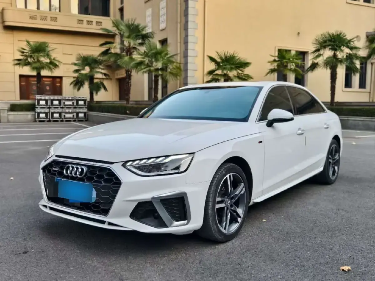 2020 Audi A4L 2.0T 190HP L4 7DCT