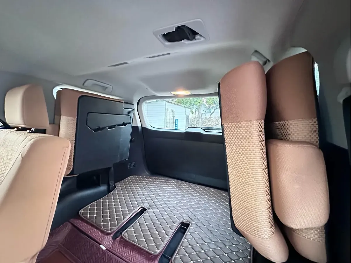 2016 Toyota Fortuner 2.7L 163HP L4 6AT,autocango,china used car exporter,china ev exporter,chinese used car exporter,chinese used ev exporter