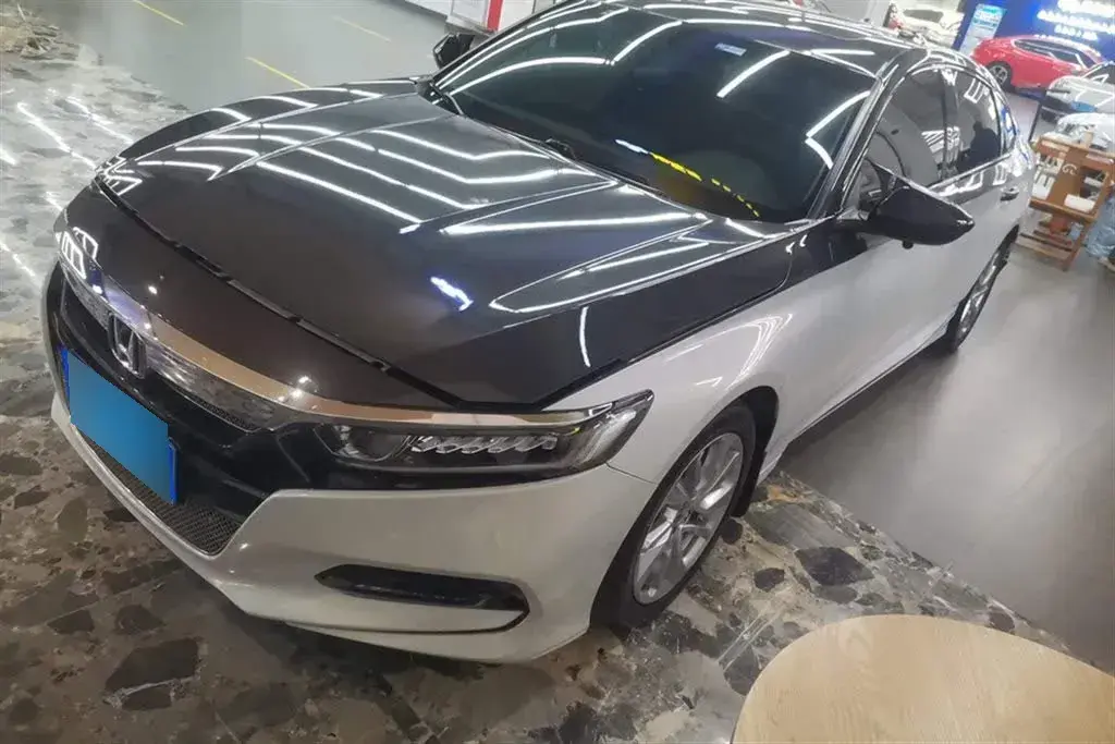 2018 Honda Accord 1.5T 194HP L4 CVT