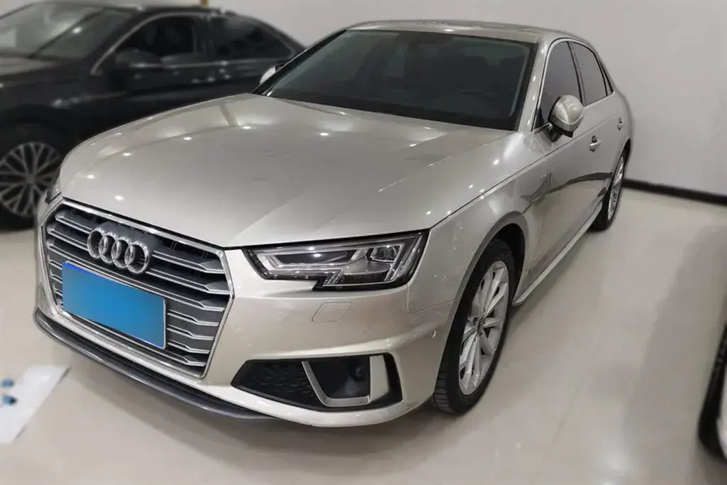 2019 Audi A4L 2.0T 190HP L4 7DCT