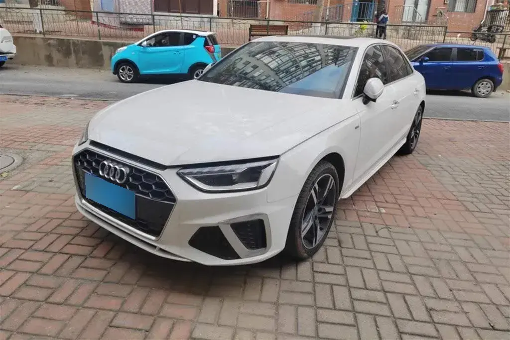 2020 Audi A4L 2.0T 190HP L4 7DCT