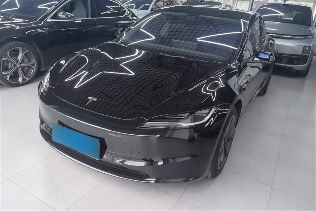 2023 Tesla Model 3 BEV 60KWH