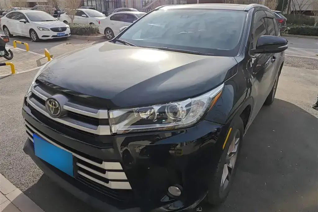 2021 Toyota Highlander 2.0T 220HP L4 6AT