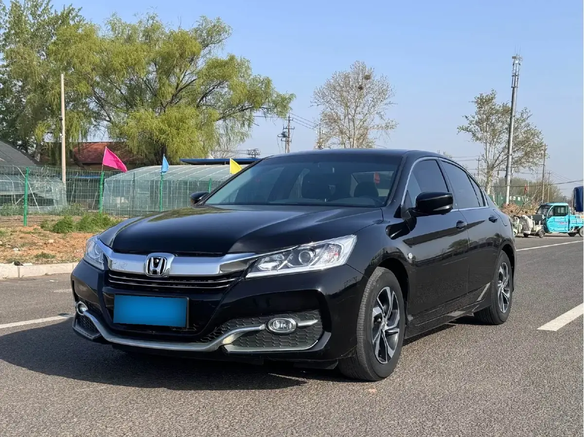 2016 Honda Accord 2.0L 155HP L4 CVT